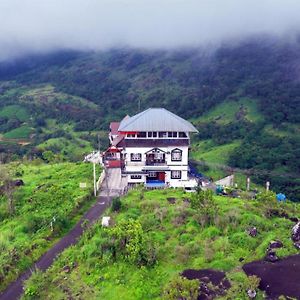 Blue Hills Resort